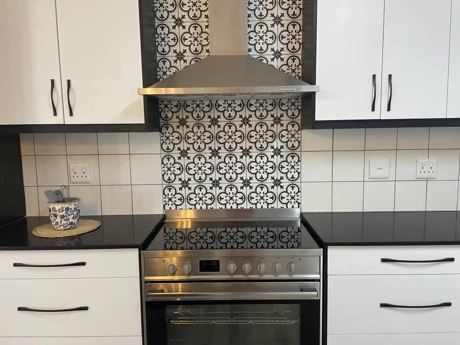 3 Bedroom Property for Sale in Country Club Western Cape